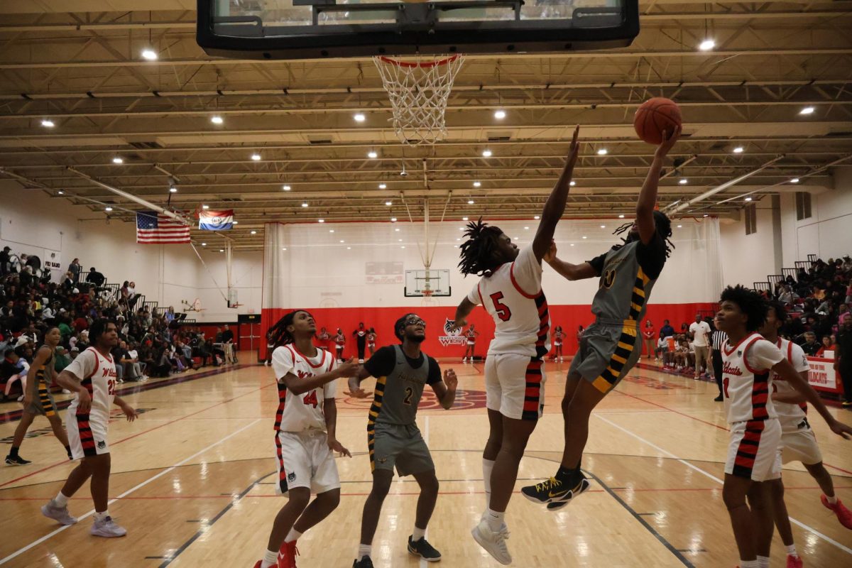 Hawks 72 Wildcats 71, a slideshow